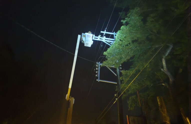 楊柳颱風致台南停電 台電全力搶修