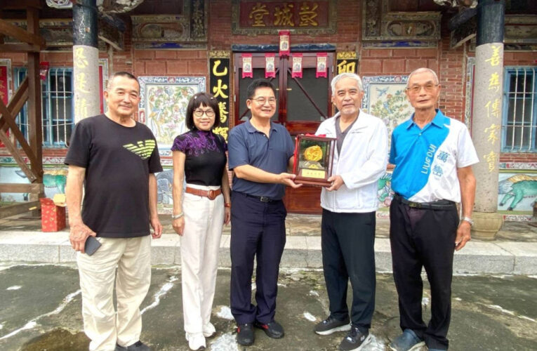 劉燈鐘至五溝水宗祠参拜  客家建築典範