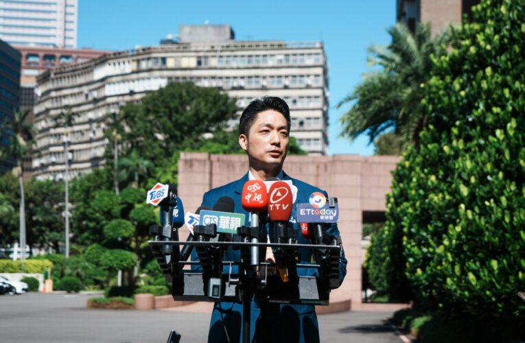 槓中央！蔣萬安赴政院會   抗議補助新制不公