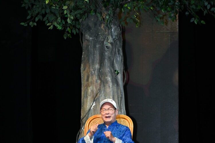 劉福助「講古阿公」重返舞臺　世代共演傳藝新篇章