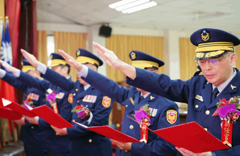 高雄市警局7分局長交接  林欽榮肯定治安進步創新高