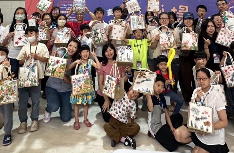 中市中山堂開館35年首辦與藝術共眠 夜宿劇場大冒險