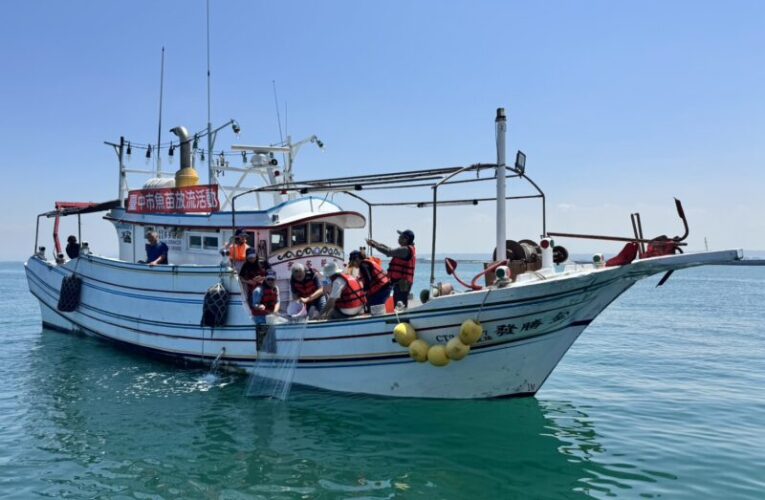 中市農業局舉辦魚苗放流活動　永續台中藍海岸