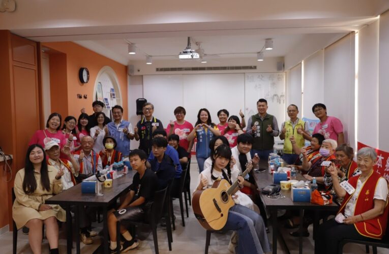 華山基金會攜手培力園慶祝祖父母節　少年「愛流目油」逗樂阿嬤破涕為笑
