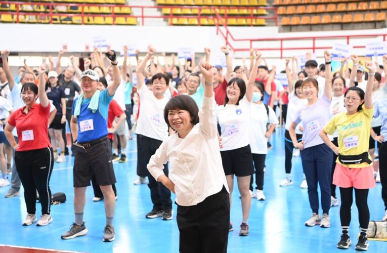 嘉義市衛生局全國考評三連霸　黃敏惠感謝團隊努力