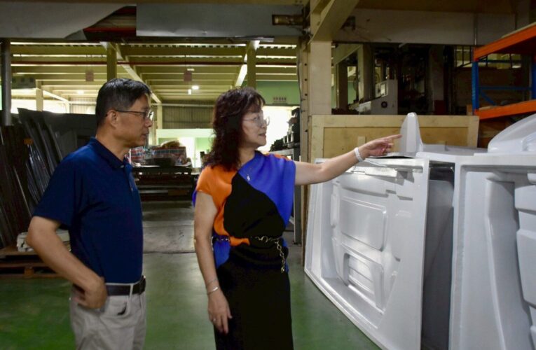 中市隱形冠軍「通琦企業」打進航太國際供應鏈　經發局長肯定超大型模具設計製作能力