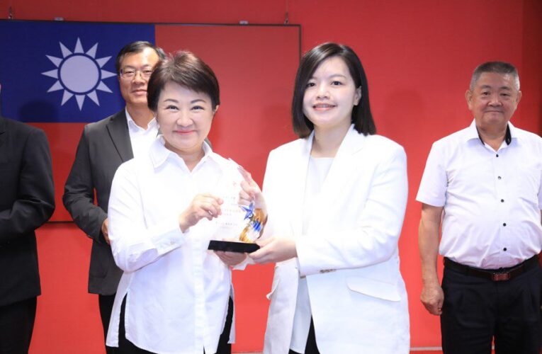 第19屆農金獎台中市轄農會再傳捷報！ 盧市長頒獎表揚肯定績效