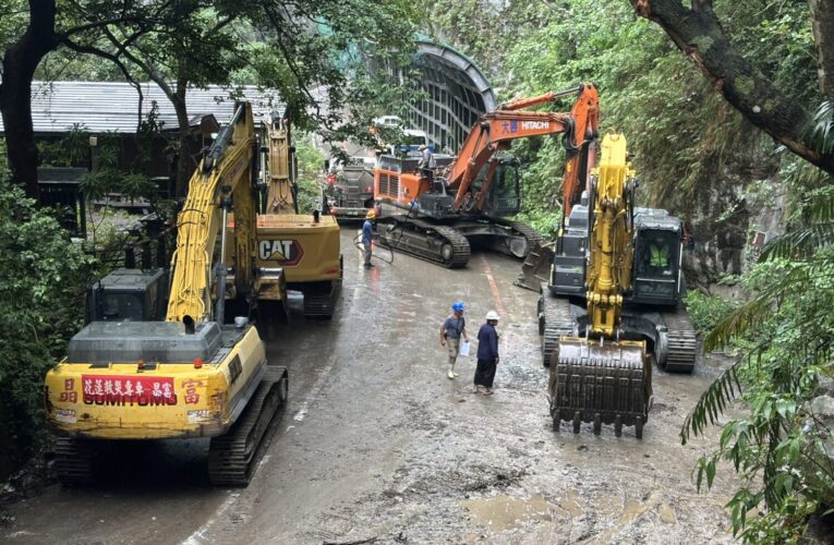 燕子口堰塞湖壩體溢流加大　恐引發壩體破壞林保署啟動警戒