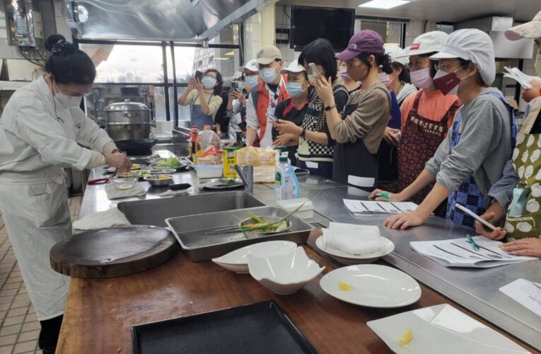 職能課程助您加值人生　北市推蔬食料理與照服員培訓