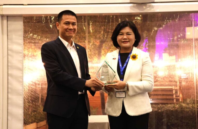 雲縣府榮獲2025雙軸轉型金恆獎「雙軸創新治理獎」為非六都唯一獲獎縣市　整合數位與施政樹立永續治理典範