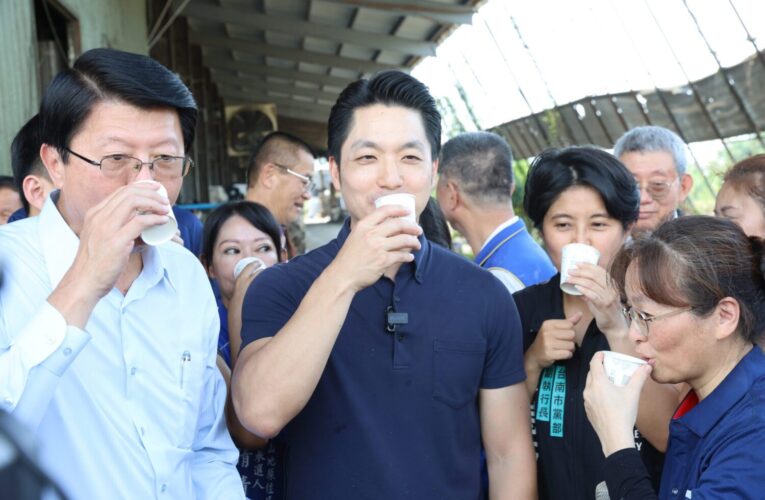 蔣萬安訪臺南佳里梅桂牧場 　實地了解本土酪農現況與產業發展