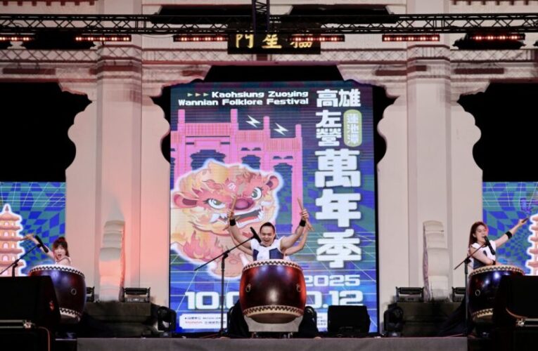 高雄萬年季結合傳統與現代　陳其邁迎火獅盼淨化社會民心