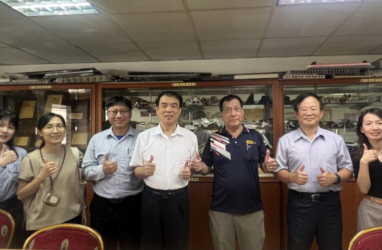 台電鳳山區處節能神助攻！上峰塑膠電費年減近5%超有感