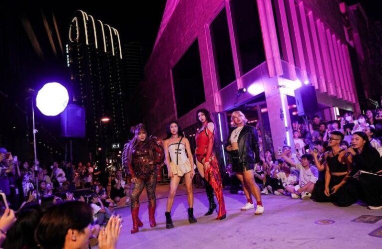 BLACKPINK演唱會帶動3億觀光產值 夜市湧入海內外粉絲續攤潮