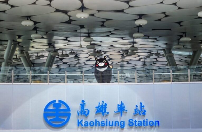 高雄熊萌力引爆萬聖節 24日趣味變裝嗨翻高雄車站 26日蓮池潭主題商店一日店長