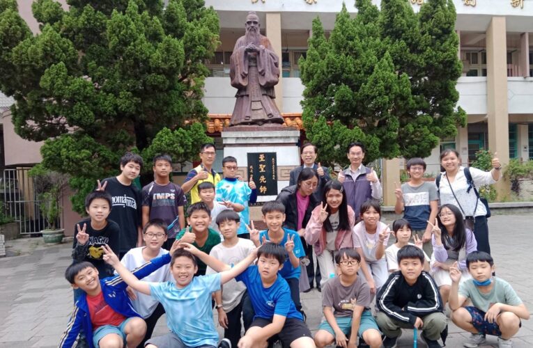 優閱書箱智慧同步直送到校　新竹市攜手師大簽署SR適性閱讀協議