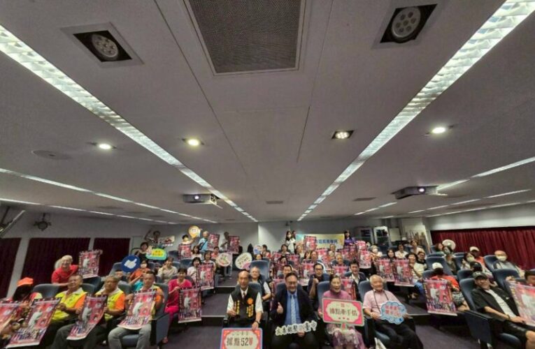 白沙屯媽祖首度駐駕加持 痛苦歌王81歲高齡  挑戰金氏世界紀錄2天唱3場