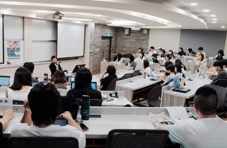 應國立中山大學行銷傳播研究所邀請 潘偉亷顧問講授『那些失敗行銷教會我的事』