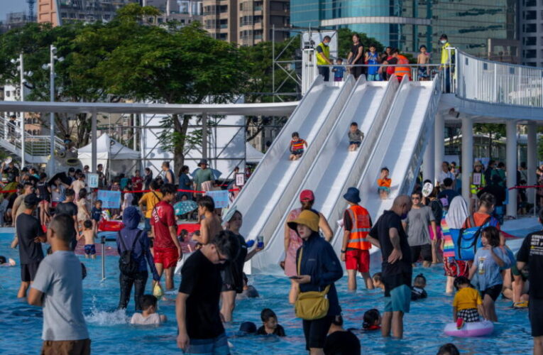 星光水岸公園試營運湧5萬人次 高雄戲水新地標深獲好評