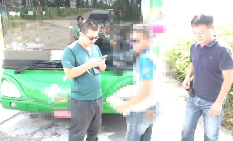 遊覽車司機染毒擁槍          偵五隊飛象過河查獲