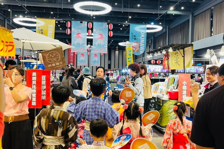 新光三越高雄左營店日本商品展   甜點王國與動漫快閃店吸客