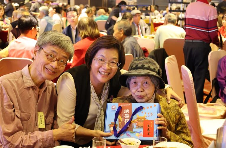彰化縣政府舉辦退休人員聯誼餐會　700人熱情參與