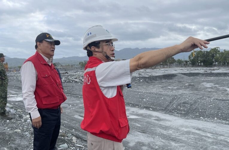 堰塞湖溢流泥流襲村致損害　季連成花蓮勘災慰問受災居民