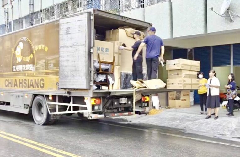 佳湘麵包黃秀芬送暖花蓮災區  拋磚引玉助重建