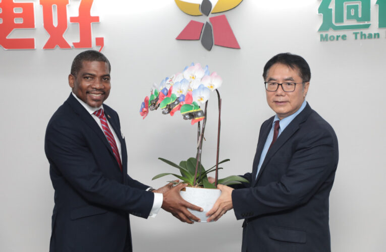 克國總理率團訪台南 巴士底市與台南締結姊妹市