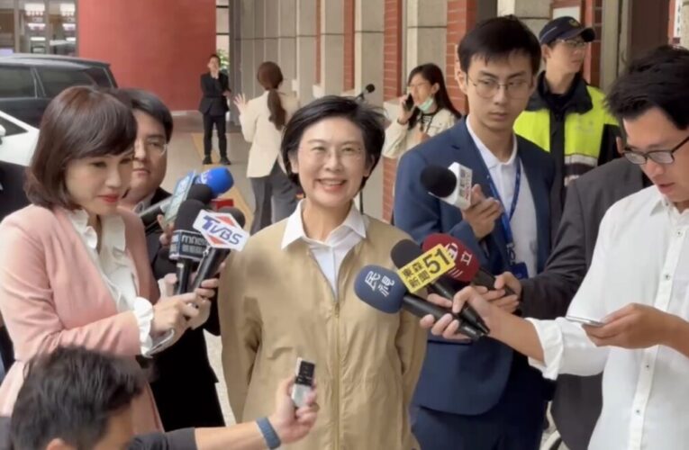 林岱樺宣布會在期限內登記參加高雄市長初選　強調對自己的清白有信心