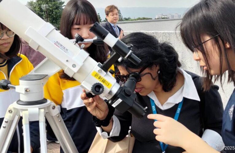 新加坡國際學校交流團訪旭光高中扎根觀光遊學