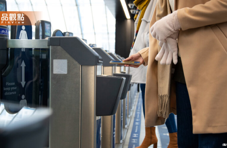 他去歐洲出差！海關一看「隨身平安符」嚇壞