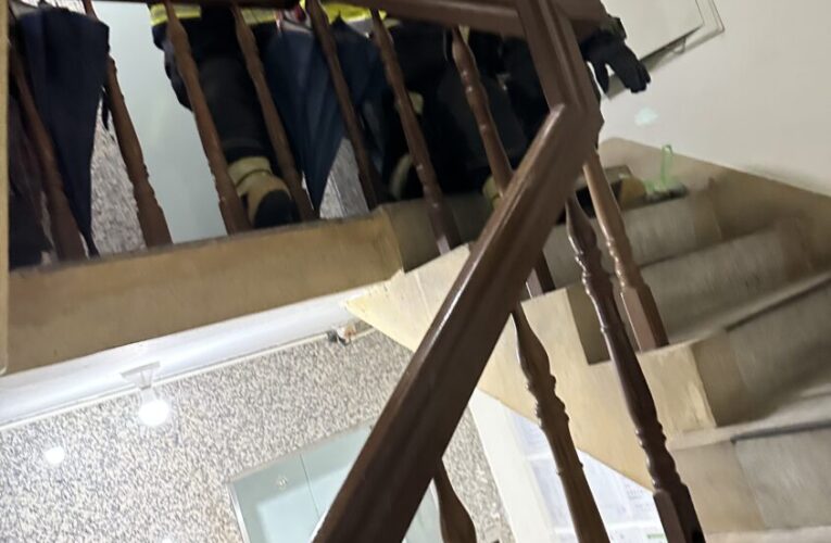 酒醉男清晨開瓦斯鬧事　警消破門壓制送醫