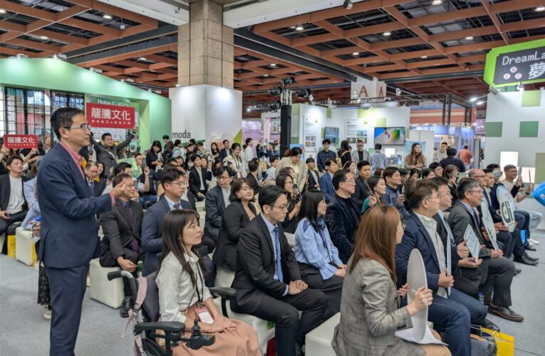 全球加速數位轉型　AI新創易晨智能　獲獎常勝軍