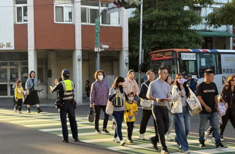 忠孝國小創校130週年校慶 中警婦幼隊護童及宣導 共營友善、安全、幸福校園