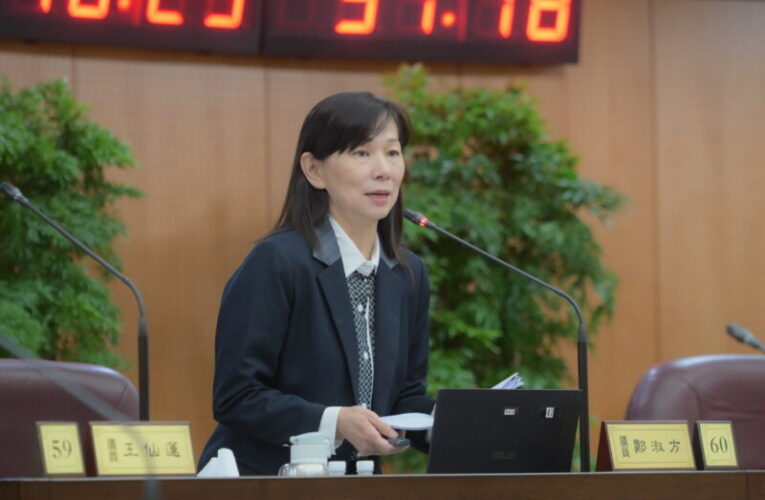 議員鄭淑方則關注救災效率與公有市場活化　市場外攤商未獲補助