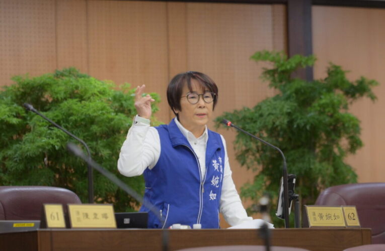 敬老卡放寬使用、雙層巴士增運能　黃婉如議員：樂生醫院應併名更正