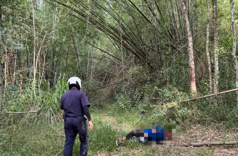 51歲男體力透支困山中！湖內警消翻山越嶺5小時救回一命