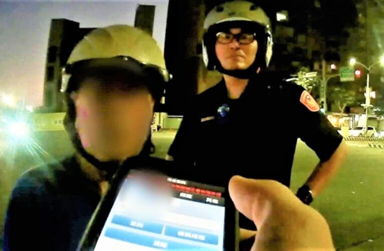 失智老翁迷途　新南警助返家