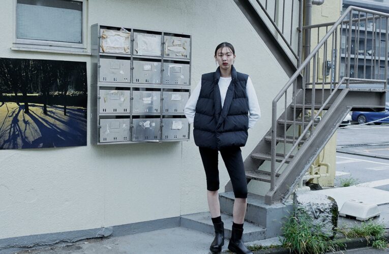 承載自然純粹之美的喜馬拉雅精神agnès b. 首度聯名ABODE OF SNOW 致敬傳統藏袍