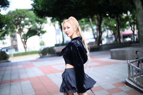 讓多元共存   從動保到環保「公益女神」楊婷婭 為愛發聲《Come get my love》 