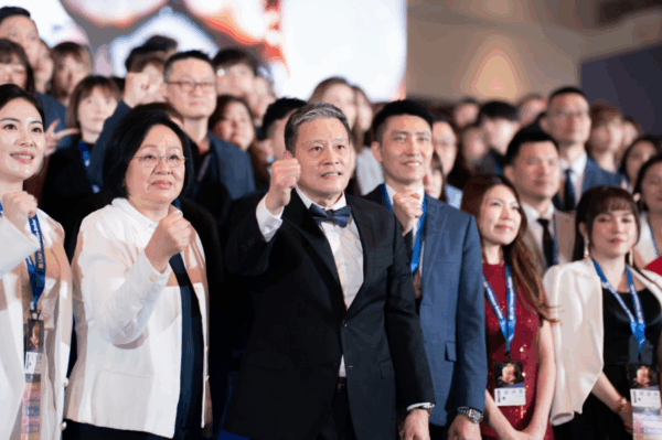 錠嵂保經四十週年以行動實踐幸福樂活願景  引領保險經紀產業邁向數位永續新里程碑