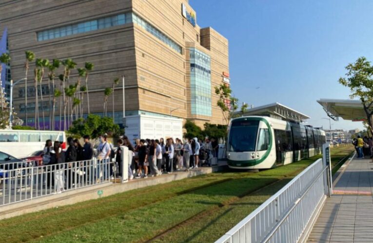 高雄週末熱度堪比演唱會！捷運33.4萬、輕軌7.9萬人次飆升