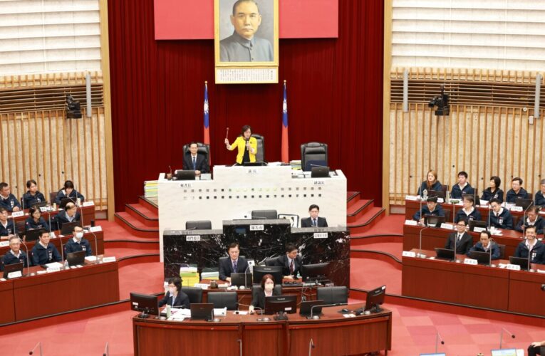 高雄市議會第4屆第6次定期大會閉幕 陳其邁率市府團隊感謝議會監督與支持