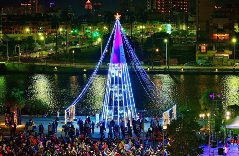 2025台南聖誕燈節點亮運河 溫馨氛圍邀民眾共度佳節