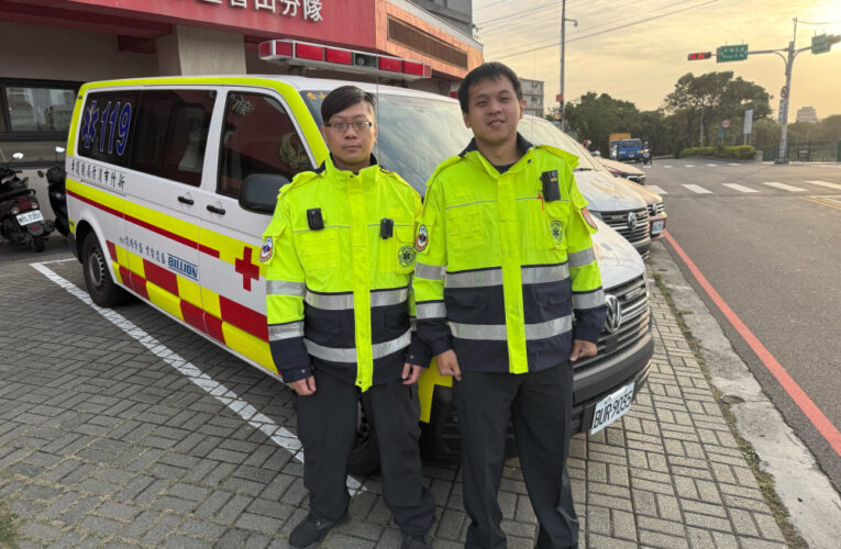 展現救護專業及效率　竹市消防員冷靜判斷處置挽回壯年癲癇男生命