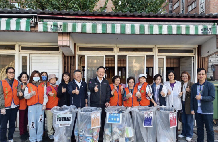 桃市府試推學校垃圾專用袋　蘇俊賓:市府、學校及志工攜手推廣 校園垃圾減量有效降低負擔