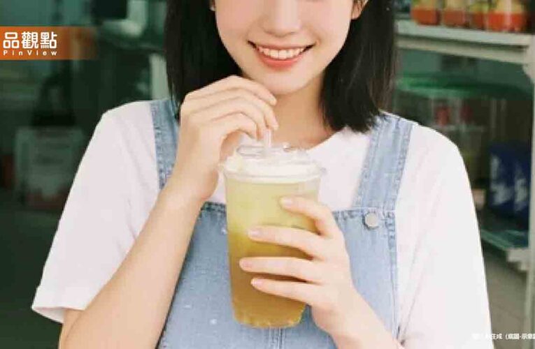 20歲女每天都喝手搖飲不喝水！手腳狂抖體重暴瘦