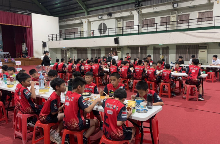 南市文化國小羽球隊勇奪全國國小盃雙冠