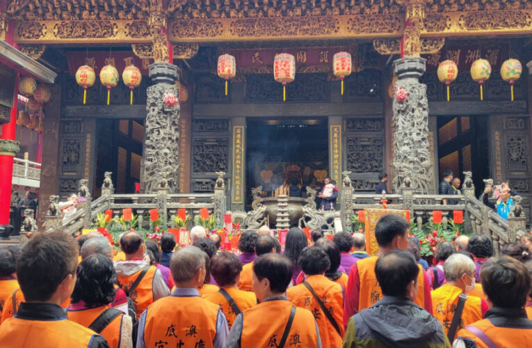 鄭成功與媽祖364年後「同船」復刻登陸 鹿耳門歷史場景意義非凡